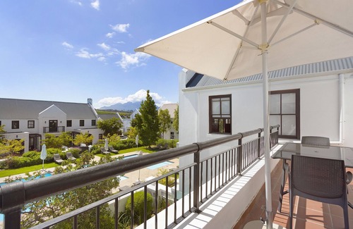 Stellenbosch House | Winelands Golf Lodges 21
