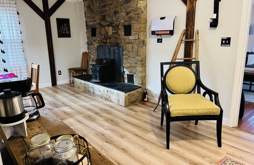 Kabletown House | Wineries & breweries, winter fun, year round hiking, biking