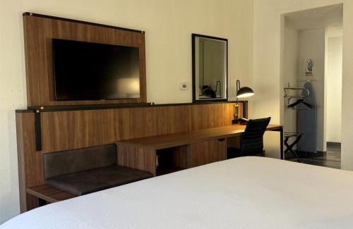 Wayne Hotel | Wingate by Wyndham Airport - Rockville Road