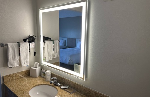 Hattiesburg Hotel | Wingate by Wyndham Hattiesburg