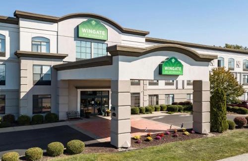 Vienna Hotel | Wingate by Wyndham Parkersburg-Vienna