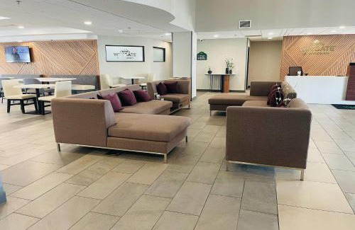 Vienna Hotel | Wingate by Wyndham Parkersburg-Vienna