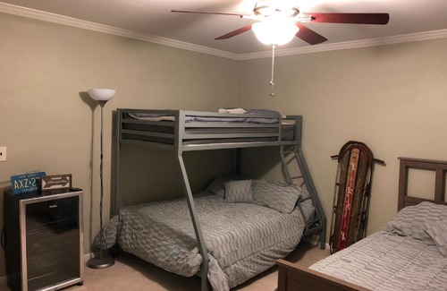 Vernon Ski Chalet | Winter Park Chalet Ski on Ski off Cozy top of the mountain