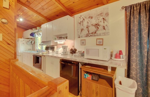 North Hero House | Winter Wonderland: Waterfront Lake Champlain Home