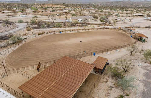 Wickenburg House | Winters Oasis private casita