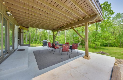 Bassett House | Wisconsin Vacation Rental Retreat with Deck