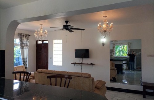 Mtwapa Apartment | Wise hotel