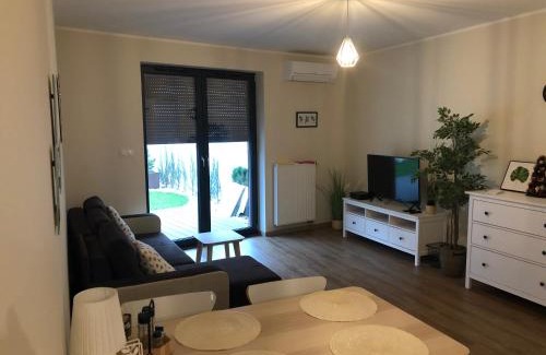 Grzegorzki Apartment | Wislane Tarasy 2.0 by Atrium Apartments