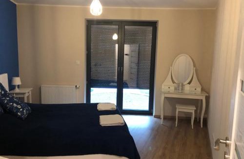 Grzegorzki Apartment | Wislane Tarasy 2.0 by Atrium Apartments