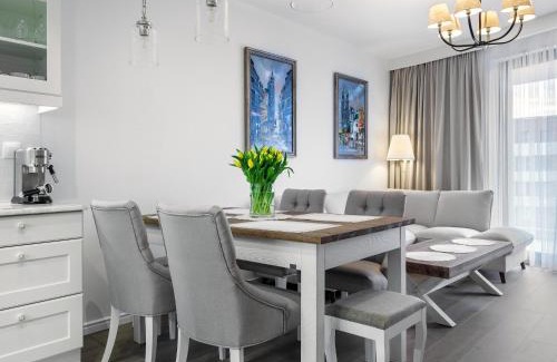 Grzegorzki Apartment | Wislane Tarasy by Tyzenhauz