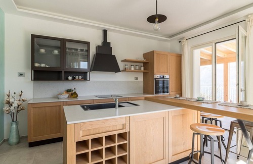 Tignale Apartment | Wisteria: with breathtaking lake view and garden