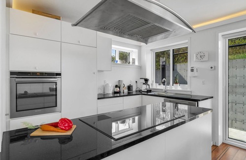 Grena Strand House | With probably Grenås best location, this exciting house in the dunes awaits you.