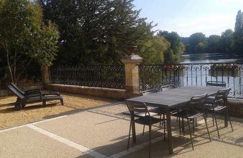 La Fagette House | Within a few minutes walk to Le Bugue, magnificient detached house, great views.