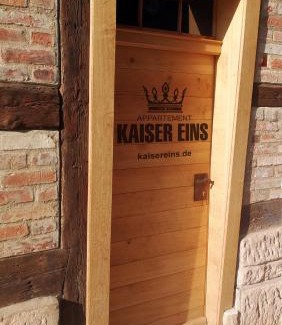 Quedlinburg Apartment | Wohlfühl Appartement - Kaisereinsde - traditionelles Lehmhaus Parken gratis