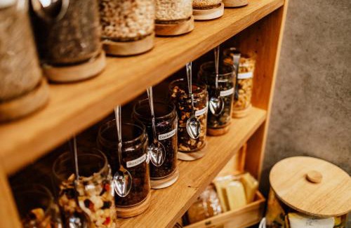 Glanz an der Weinstrasse Hotel | Wohnen beim Wein Tschermonegg