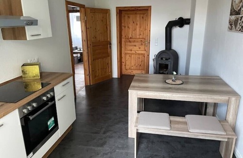 Brandenburg an der Havel Apartment | Wohnen in Loriots Wasserstadt mit Kamin+netflix