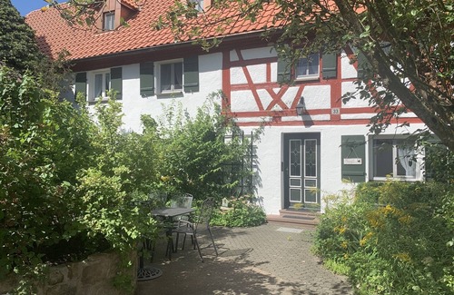 Gunzenhausen Apartment | Wohnung 1 Vollholzmöbliert 75 qm