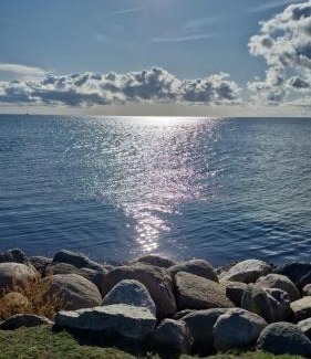 Fehmarn Other | Wohnwagen auf dem Wulfenerhals ca 150m bis zum Meer