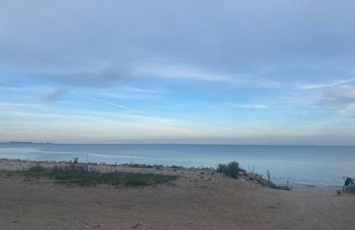 Fehmarn Other | Wohnwagen auf dem Wulfenerhals ca 150m bis zum Meer