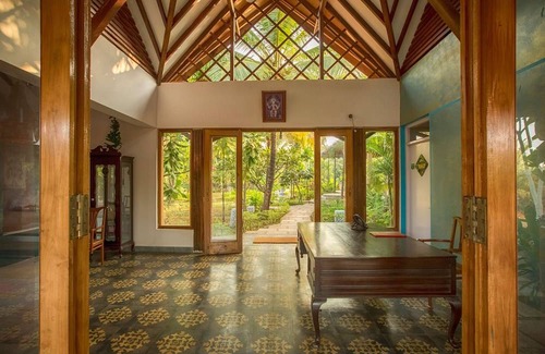 Morjim Hostel | Woke Morjim