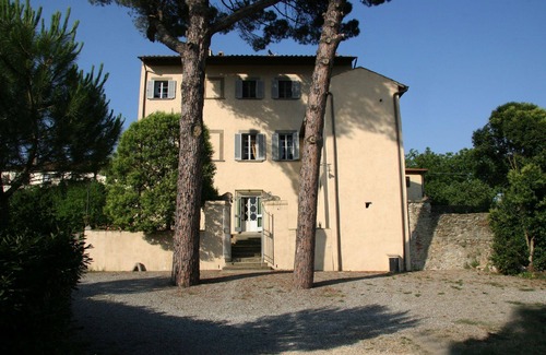 Giovi-Ponte Alla Chiassa Villa | Wonderful villa for 11 people with WIFI, private pool, TV and patio, close to Arezzo