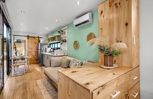Villarreal House | Wonder Wild -Unique Double Container Retreat w/2 Private Jacuzzis Near Tamarindo