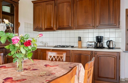 Castagnole delle Lanze House | Wonderful villa for 4 people with pool, WIFI, TV, terrace and panoramic view
