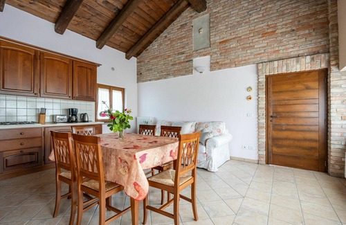 Castagnole delle Lanze House | Wonderful villa for 4 people with pool, WIFI, TV, terrace and panoramic view
