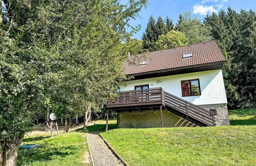 Starkov House | Wonderful private villa for 6 guests with WIFI, pool, TV, patio, pets allowed and panoramic view