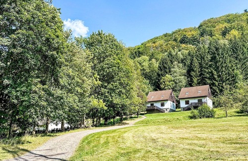 Starkov House | Wonderful private villa for 6 guests with WIFI, pool, TV, patio, pets allowed and panoramic view