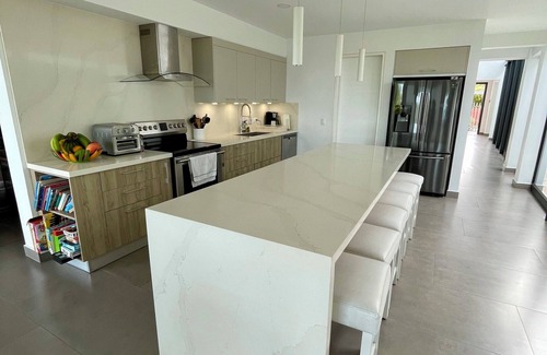 Limon barrio House | Wonderful 2-bedroom house with pool in Heredia Centro