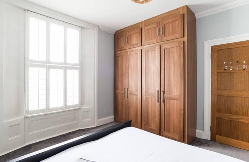 Walworth Apartment | Wonderful 2BR Duplex Flat in Kennington
