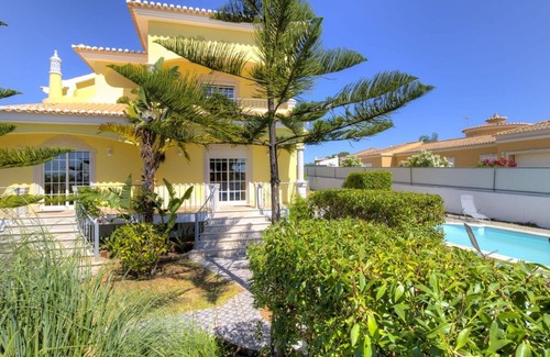 Parchal Villa | Wonderful | 6 Bedroom Villa | Casa Santa Isabel | Private Pool