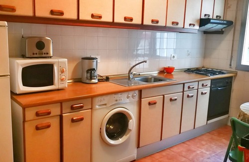 Raxo Apartment | Wonderful sea view! In front of the beach. 5 km from Sanxenxo. Free WIFI