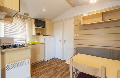 Alos de Balaguer House | Wonderful Holiday Home Móvil Pequeña 1