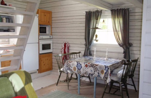 Gallo Ski Chalet | Wonderful holiday home right on the lake with sauna, WiFi and wilderness pool (rentable)