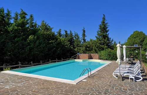 Pomarance Villa | Wonderful private villa with WIFI, private pool, A/C, TV, patio, pets allowed and panoramic view
