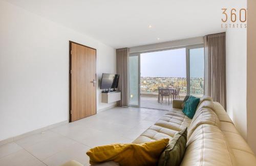 Pieta Apartment | Wonderful marina 3BR home, with LUX interior w/AC by 360 Estates