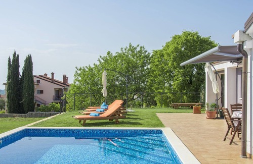Rovinjsko Selo Cottage | Wonderful, modern villa with pool, whirlpool and garden, near Rovinj