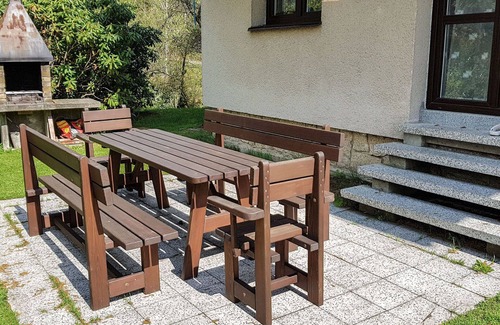 Desna House | Wonderful private villa for 8 people with WIFI, TV, terrace, pets allowed and panoramic view