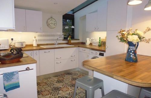 Bloxham House | Wonderful Picturesque Countryside Cottage