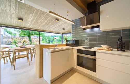 Nenadici House | Wonderful private villa for 6 guests with A/C, private pool, WIFI, TV and patio