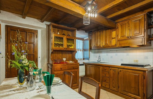 Stazzema House | Wonderful private villa for 4 guests
