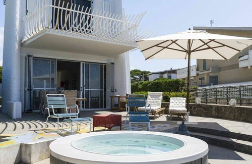 Santa Marinella Villa | Wonderful private villa for 8 guests with A/C, WIFI, hot tub, TV, terrace and pets allowed