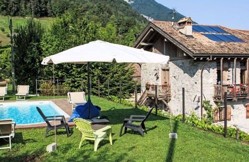 Coltura Villa | Wonderful private villa with private pool, WIFI, TV, patio, pets allowed and panoramic view