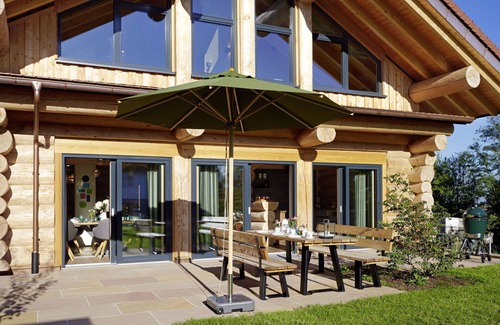 Heitersheim House | Wonderful private villa for 8 guests with hot tub, WIFI, pool, TV, patio and pets allowed