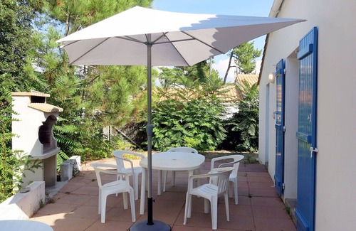 Bourgenay House | Wonderful private villa for 6 people with WIFI, TV, terrace and pets allowed