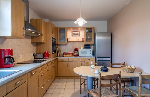Kerlouan House | Wonderful private villa for 8 guests with WIFI, TV, terrace and pets allowed