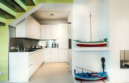 Torregrotta Villa | Wonderful private villa for 5 people with hot tub, WIFI, A/C, TV, terrace and panoramic view