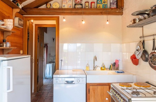 Chiddes House | Wonderful private villa for 4 people with WIFI, TV, terrace and pets allowed